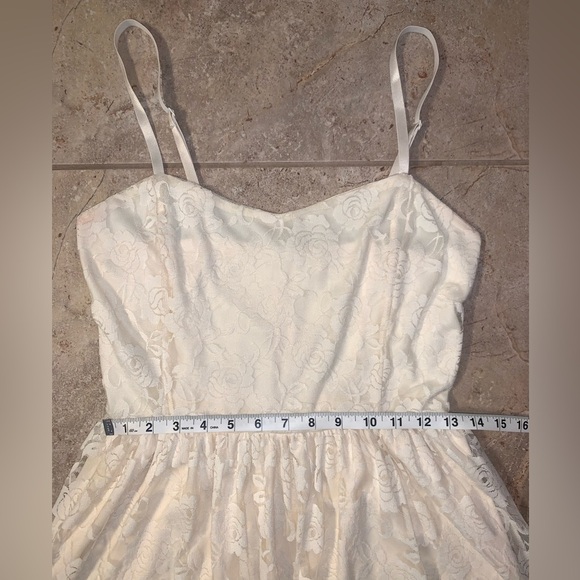 🤍Forever 21 Romantic Lace Floral Mini Dress - Cream/Off White - Size Medium - Picture 7 of 12
